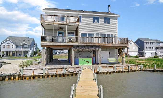 Captain's Cove House | Lammers Largo - Paradise found!