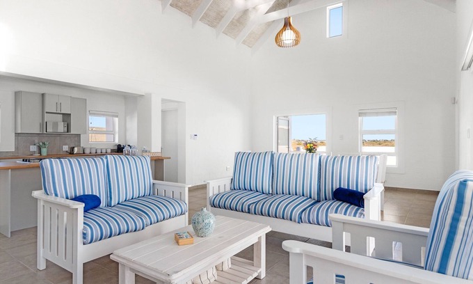 Stompneusbaai House | Lampiesbaai Beach House