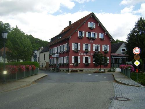 Moeckmuehl Hotel | Landgasthof Krone