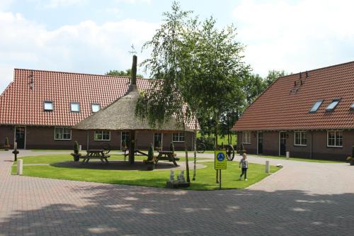 Enter House | Landgoed Het Rheins