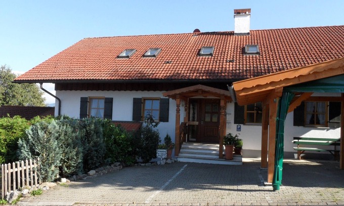 Irsengund Apartment | Landhaus Engelhardt in a quiet, sunny location with mountain view apartment 1, allergy free