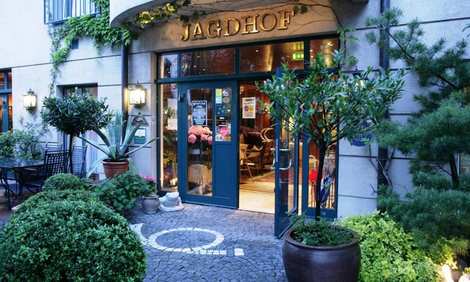 Guntramsdorf Hotel | Landhotel Jagdhof