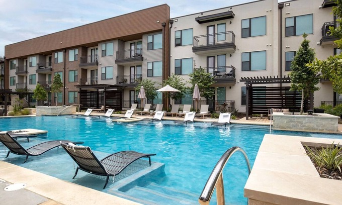 San Antonio Apartment | Landing | Amazing 1BD, Gym, Pool
