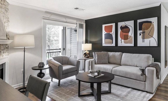 Ashburn Apartment | Landing at Brixton at Loudoun - 2 Bedrooms in Downtown Ashburn