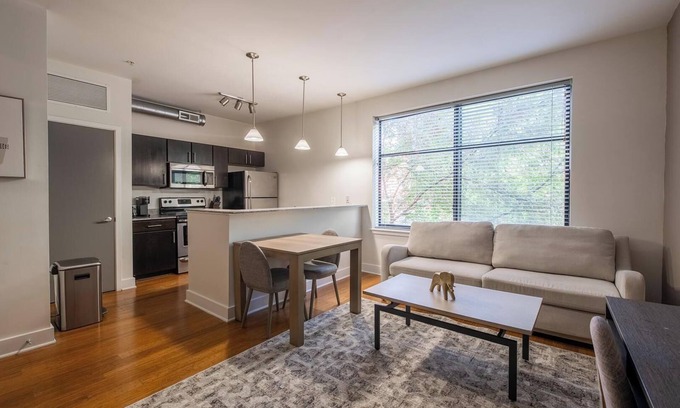 Church Hill Apartment | Landing at Cedar Broad - 1 Bedroom in Upper Sho.