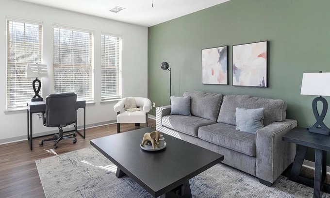 Homewood Apartment | Landing at Estelle - 1 Bedroom in West Homewood.