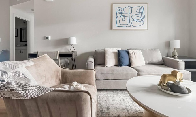 Townsite Apartment | Landing at Summit on Boulder - 2 Bedrooms in Va.