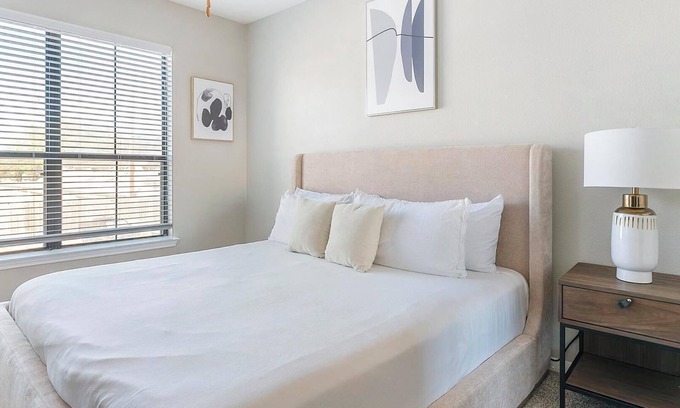 Briarforest Apartment | Landing at The Milano - 1 Bedroom in Briar Forest