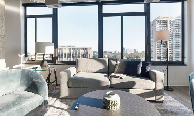 Baileys Crossroads Apartment | Landing at Three Collective - 2 Bedrooms in Fal.
