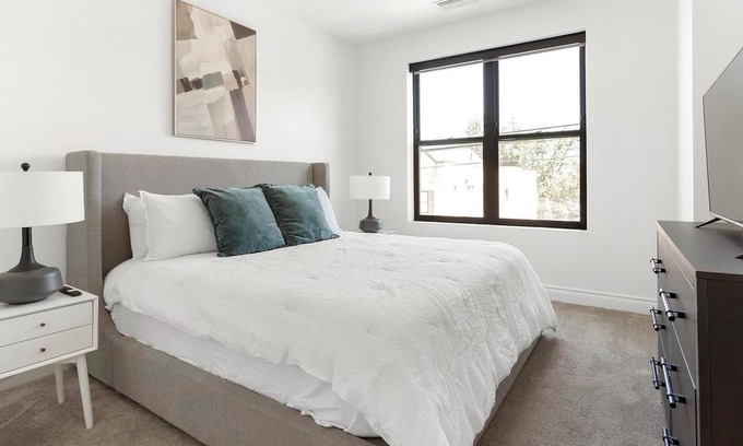 Little Italy Apartment | Landing | Incredible 2BD, Gym