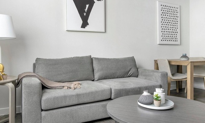 Spring Branch East Apartment | Landing | Modern 1BD, Gym, Pool