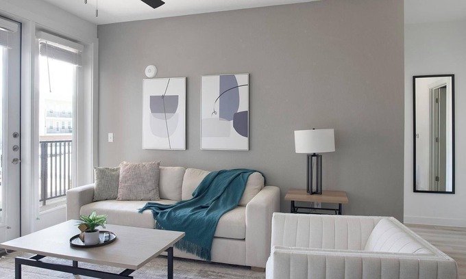 Garland Apartment | Landing | Modern 2BD, Pool, Gym