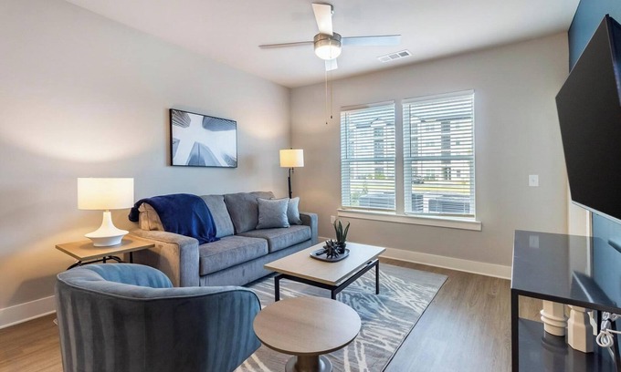 Santa Rosa Beach Apartment | Landing | Modern 1BD, Clubhouse, Gym