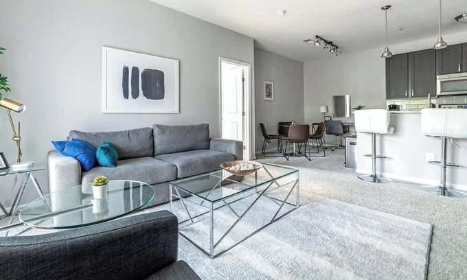 Northwest Columbus Apartment | Landing | Spectacular 2BD, Gym