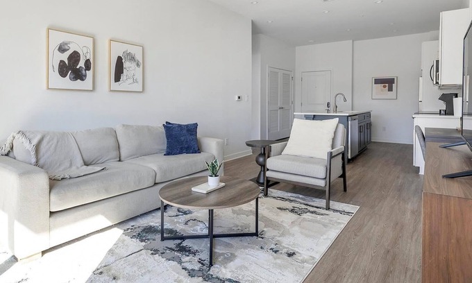 Donelson Apartment | Landing | Stunning 1BD, Gym, Clubhouse