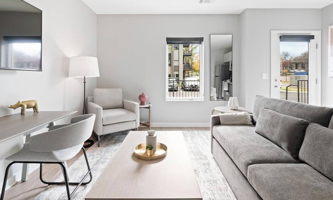 Nashville Apartment | Landing | Stylish 1BD, Clubhouse, Gym