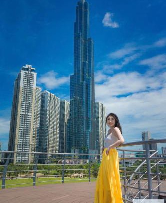 Hang Xanh Apartment | Landmark 81 Luxury Apartment Skyline