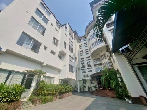 Bharatpur Hotel | Landmark Narayani