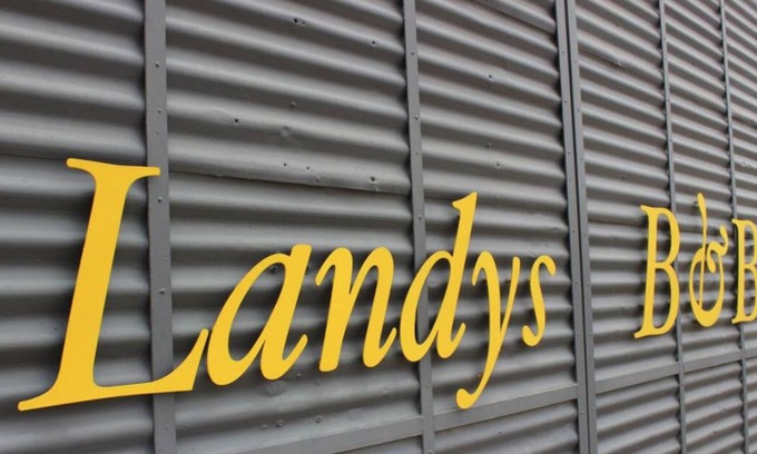 Aliwal North Bed & Breakfast | Landy's B&B