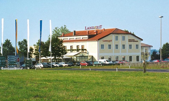 Rems Hotel | Landzeit Motor-Hotel St. Valentin