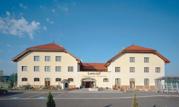 Sattledt Hotel | Landzeit Restaurant Voralpenkreuz