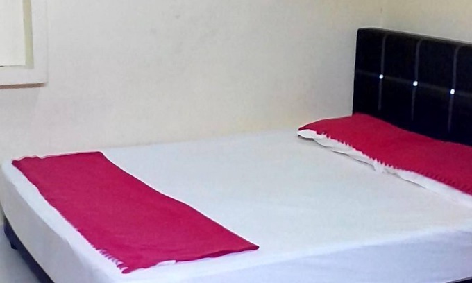 Dusun Muda House | (Langgar Room and Homestay)