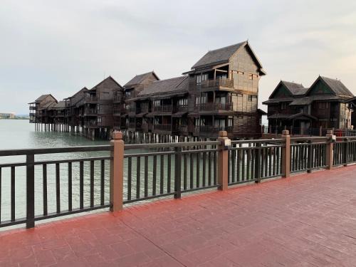 Kuala Teriang Resort | Langkawi Lagoon Resort Water Chalet