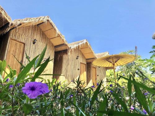 San Kamphaeng Bed & Breakfast | Lanna House Lanna Hut Chiangmai