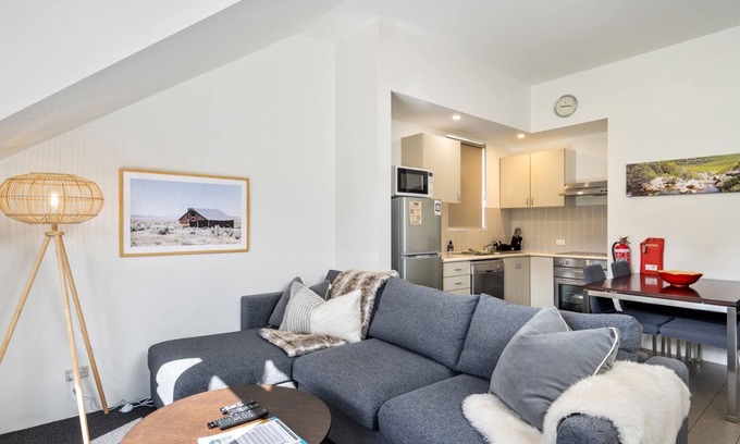 Thredbo Apartment | Lantern 33 - Balcony