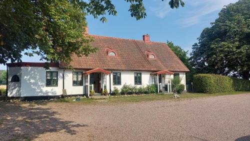 Oxie Apartment | Lantligt och lugnt boende nära natur och stad