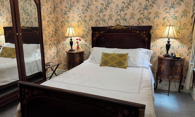 Nob Hill Hotel | Large 1 Bedroom 1 Bath located in a boutique hotel