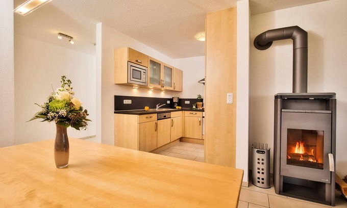 Perlhutte Apartment | Large (100sqm) vacation apartment with balcony and garden