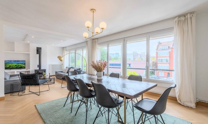 Saint-Maurice Pellevoisin Apartment | Large 130 m² 4-bedroom apartment