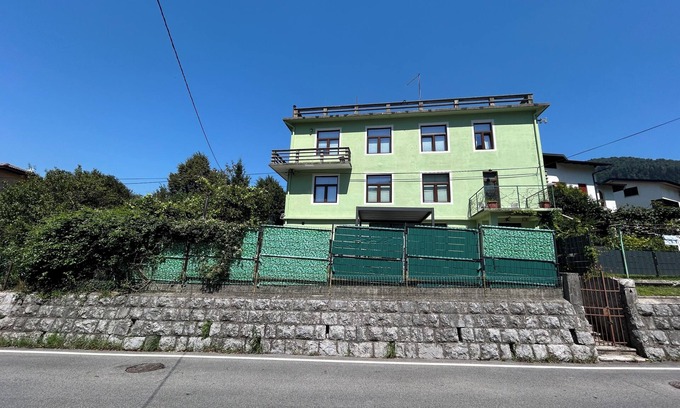 Most na Soci House | Large 6 bedroom house with fired wood hot tub