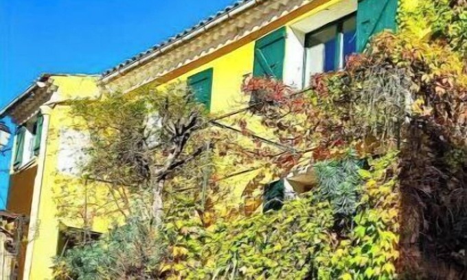 Vinon-sur-Verdon House | Large Artist's House with Terrace/Bright, warm and calm!