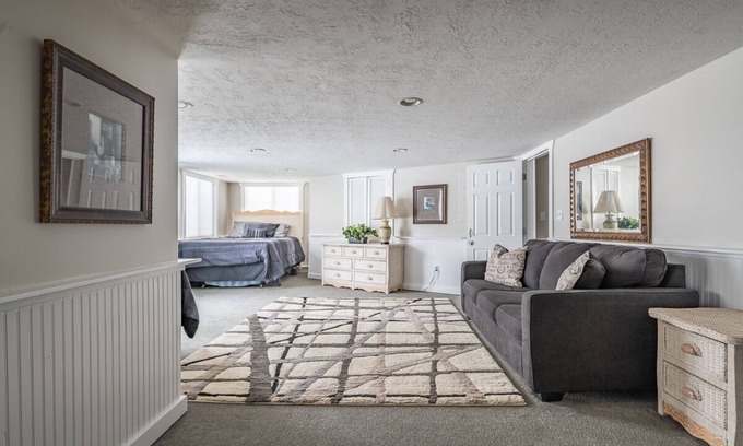 Bountiful Apartment | Large Bountiful Studio