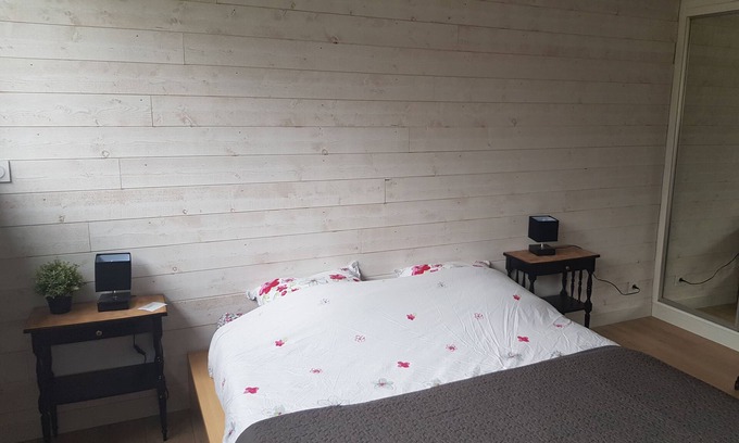 Landerneau House | large fitted house ideal for large families