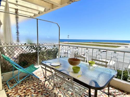 La Californie Apartment | Large flat terrace Sea view, Promenade des Anglais