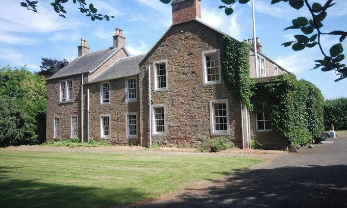 Murthly House | Large country house perfect for family or friends.