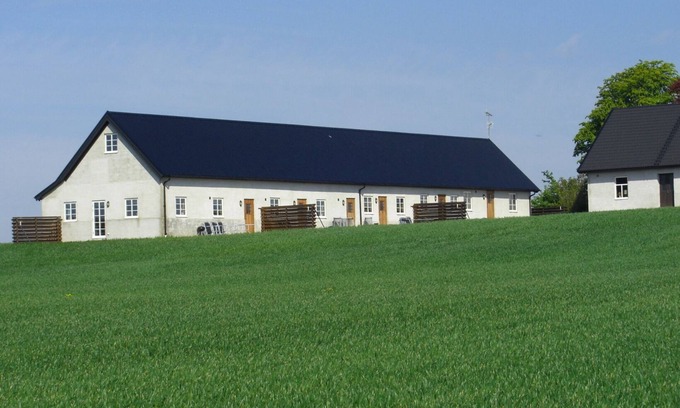 Malarhusens House | Large holiday home with holiday apartments in Österlen at the Baltic