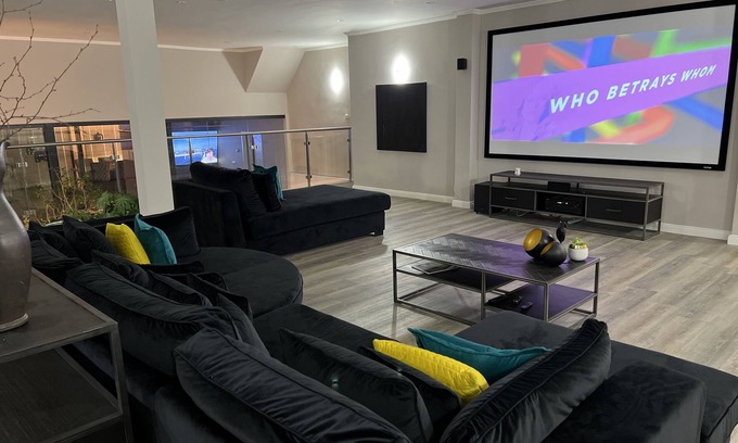 Municipality of Rijssen-Holten House | Large In Town (Dorp) Villa with Indoor Hot-tub
