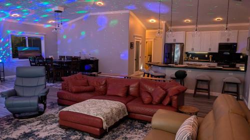 Keaau House | Large, Modern, Cozy Oasis near Seacliff Views - Central AC - Pets Ok