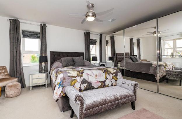 Sawtry House | Large Modern detached Family Home