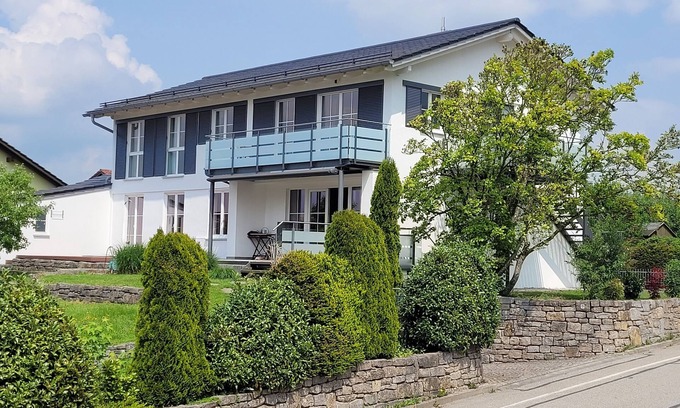 Pfaffing Apartment | Large new vacation apartment south-east of Munich with fitness room
