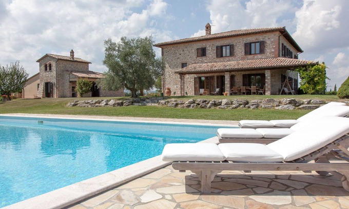 Avigliano Umbrio Villa | Large pool, scenic views, villa + guest house. Gym, Billiard room, pizza oven
