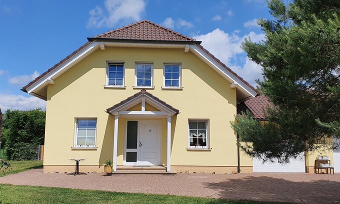 Dahme/Mark House | Large rural vacation home in a quiet location near the Spreewald