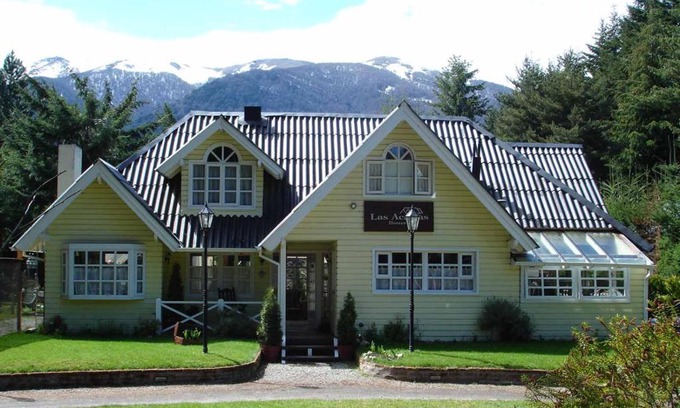 Puerto Manzano Hotel | Las Acacias