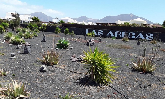 Playa Blanca Villa | Las Arecas Family House