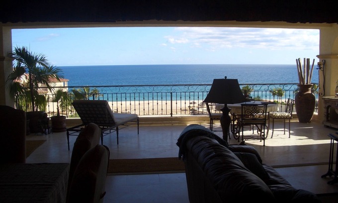 Zona Hotelera Condo | Las Mananitas, Fifth Floor, 3 Bedroom Villa, Oceanfront, HUGE Balcony.