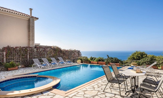 Lassi Villa | Lassi SeaView Villa | Private Pool | Villa Efrosini | Short Walk to Resort.